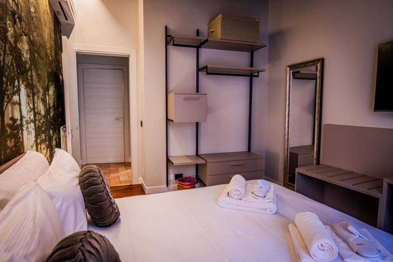 Old Town - Boutique Rooms Modène Extérieur photo